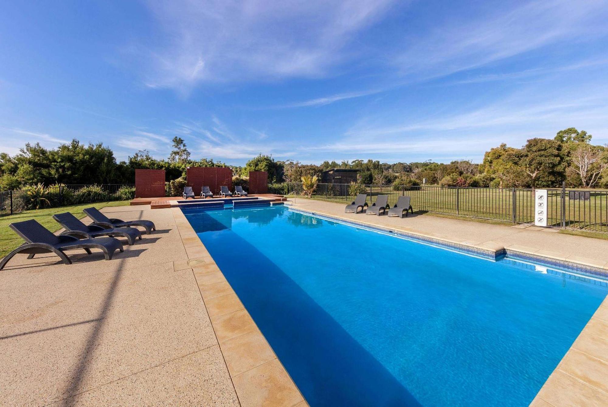 Ramada Resort By Wyndham Phillip Island Cowes Exteriér fotografie